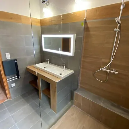 Nyaraló Maison Typique Corse A 10 Min D'ajaccio Et Plages Alata